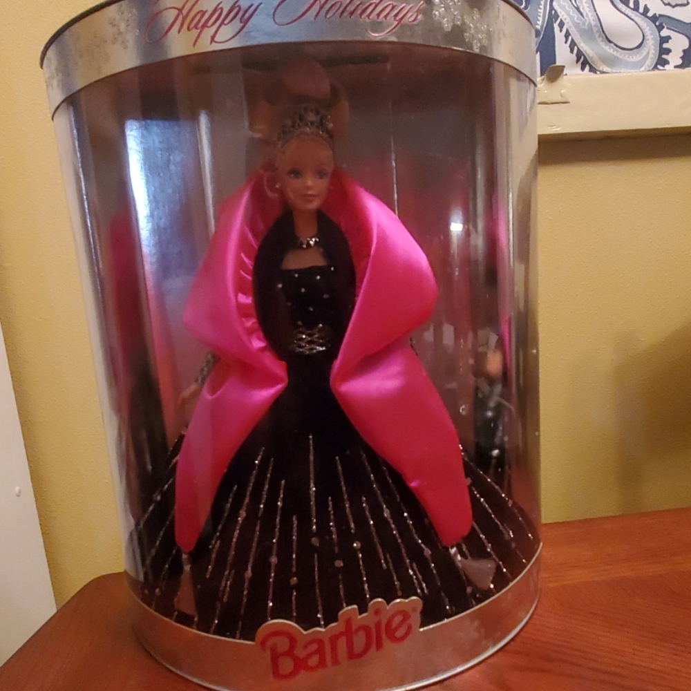 Barbie - Picture 4 of 4